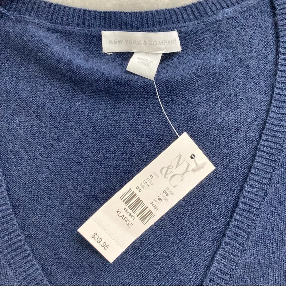 New York & Company Navy Blue V-Neck Sweater Pullover Top NWT Size XL
